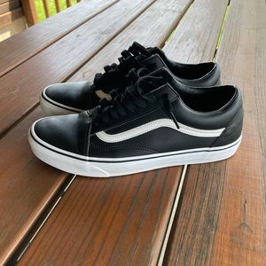 ❗️Leather Vans Old Skool “Black & White”❗️